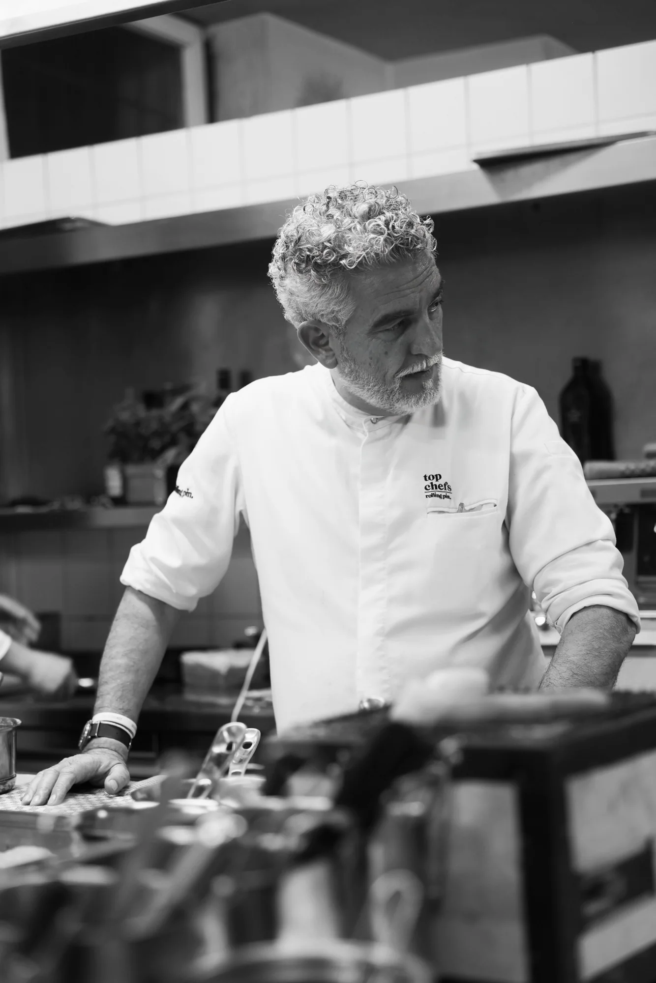 Mario Gamba at the kitchen pass