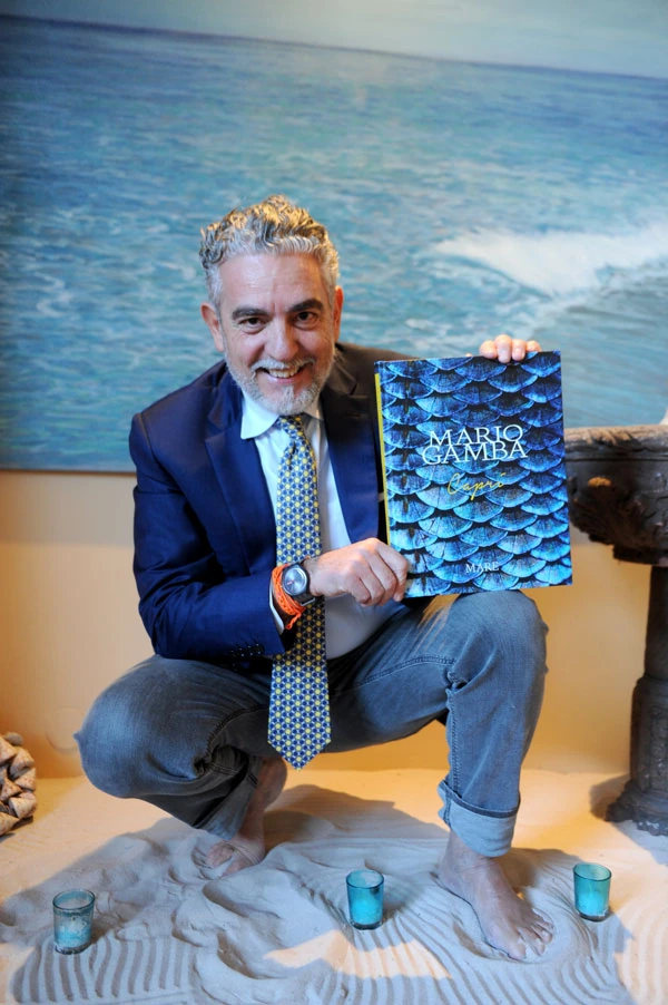 Mario Gamba with his cookbook Mare/Capri